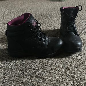 Steele toed Women’s Boots